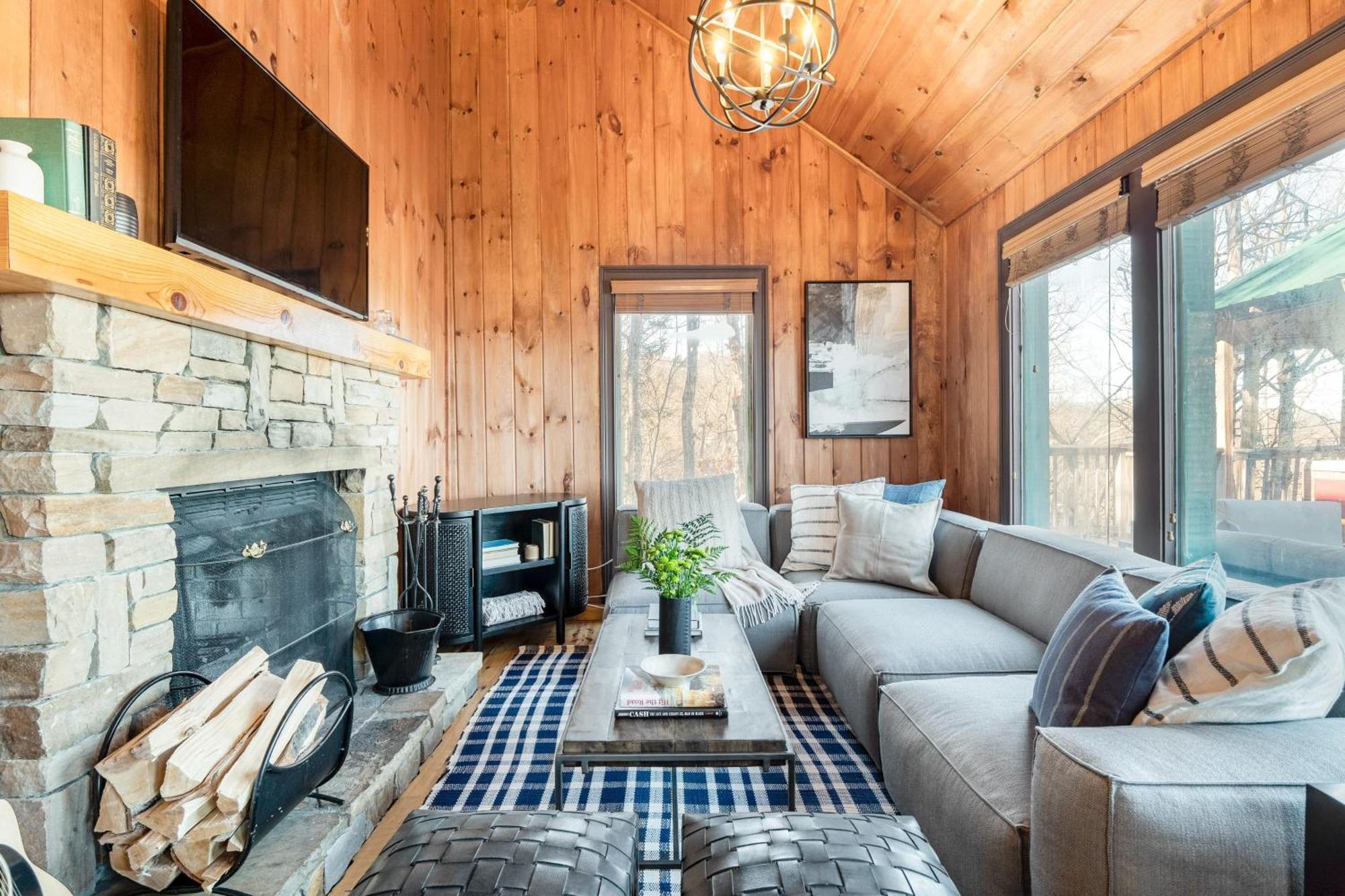 Fontana By Avantstay Gorgeous Mountain Cabin W Views Hot Tub Game Room Gatlinburg Zewnętrze zdjęcie